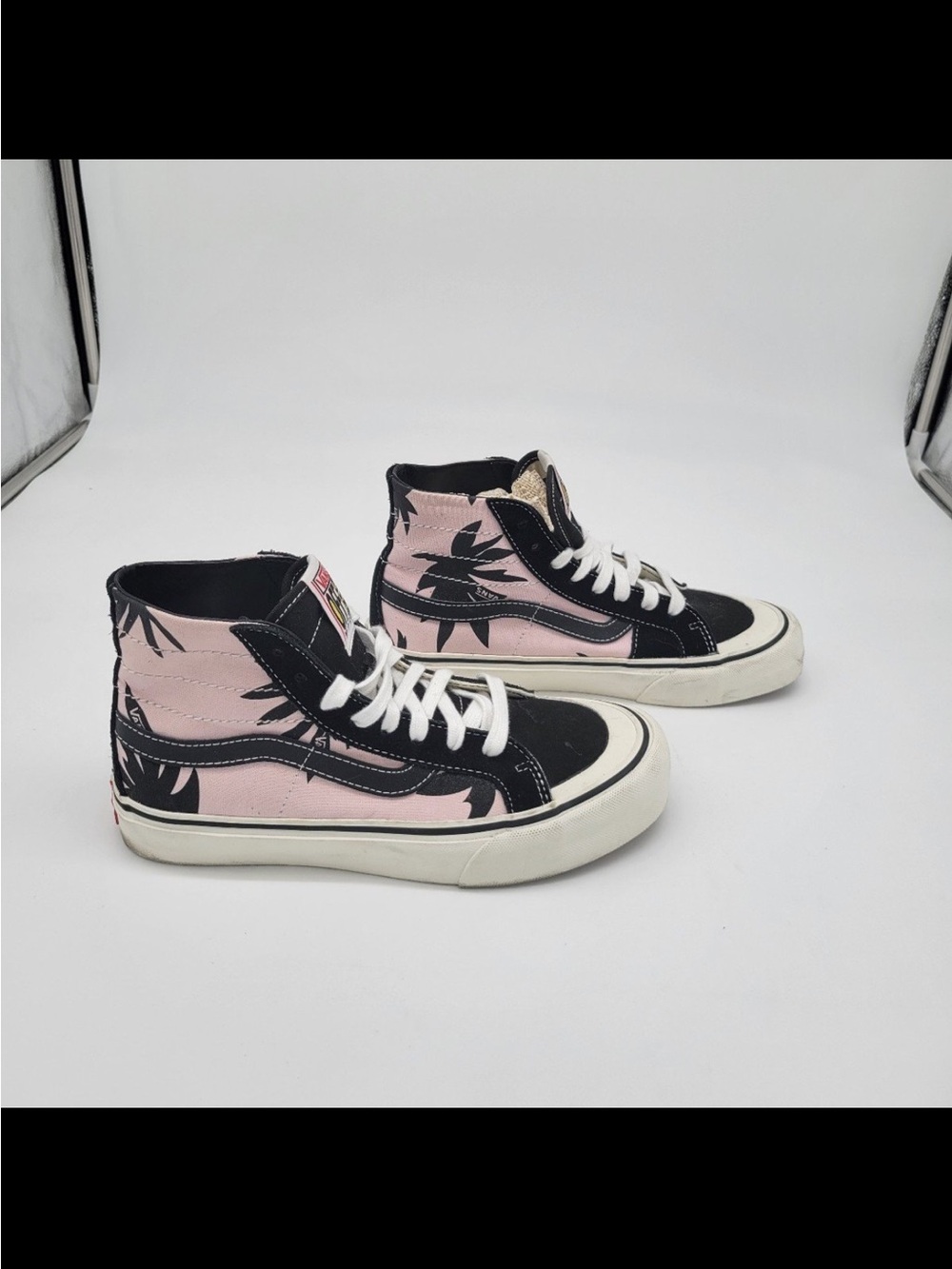 Vans Sk8-Hi Pink & Black High-Top Sneakers with Palm Print